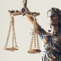Justiz