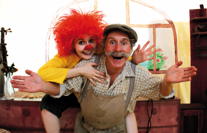 Schauspieler als Meister Eder und Pumuckl