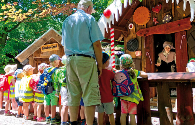 Kindergruppe am Hexenhäuschen