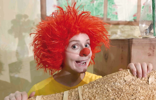 Theaterdarstellerin als Pumuckl