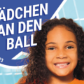 Mädchen an den Ball