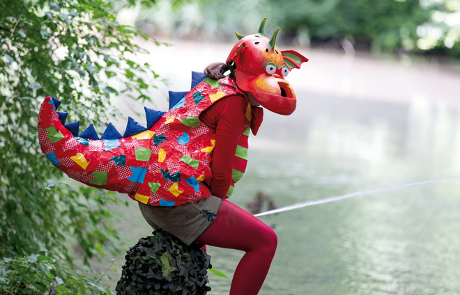 Wasserdrache am Brunnen