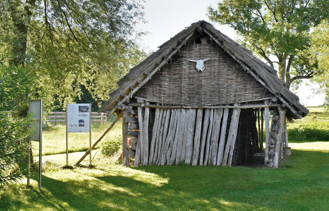 Steinzeithaus Pestenacker