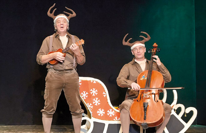 Alle Jahre wieder Kindertheater Weihnachten Rentiere