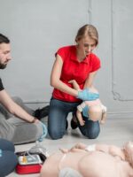 Erste Hilfe für Eltern, Großeltern & Kinder