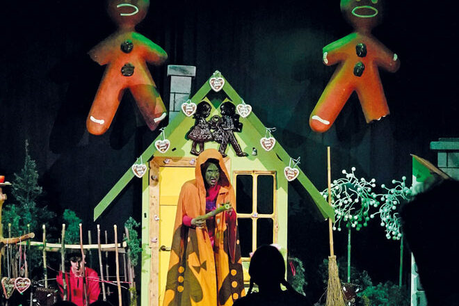 Augustanasaal Augsburg Kinderoper Haensel und Gretel