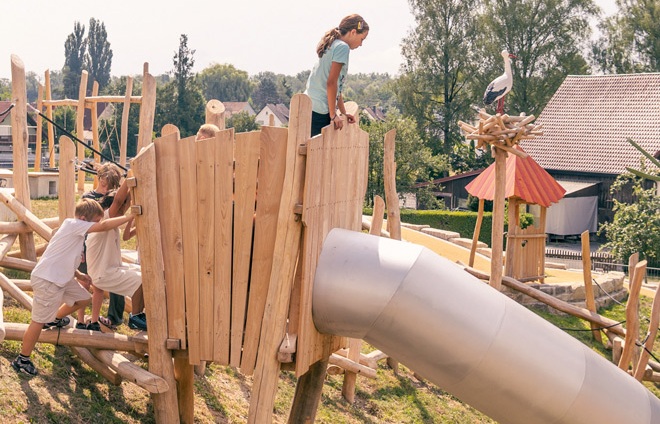 neuer Spielplatz Höchstädt Ausflug Sommerferien Bayern